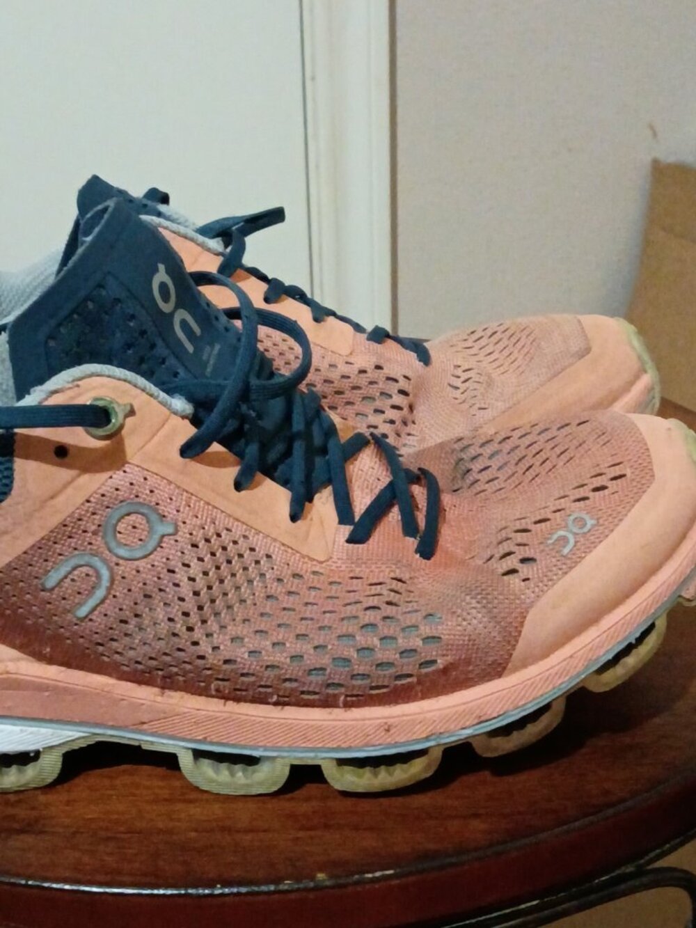 On Running Cloudsurfer Women's Running Shoes Coral Navy US Size 9 - Picture 4 of 14